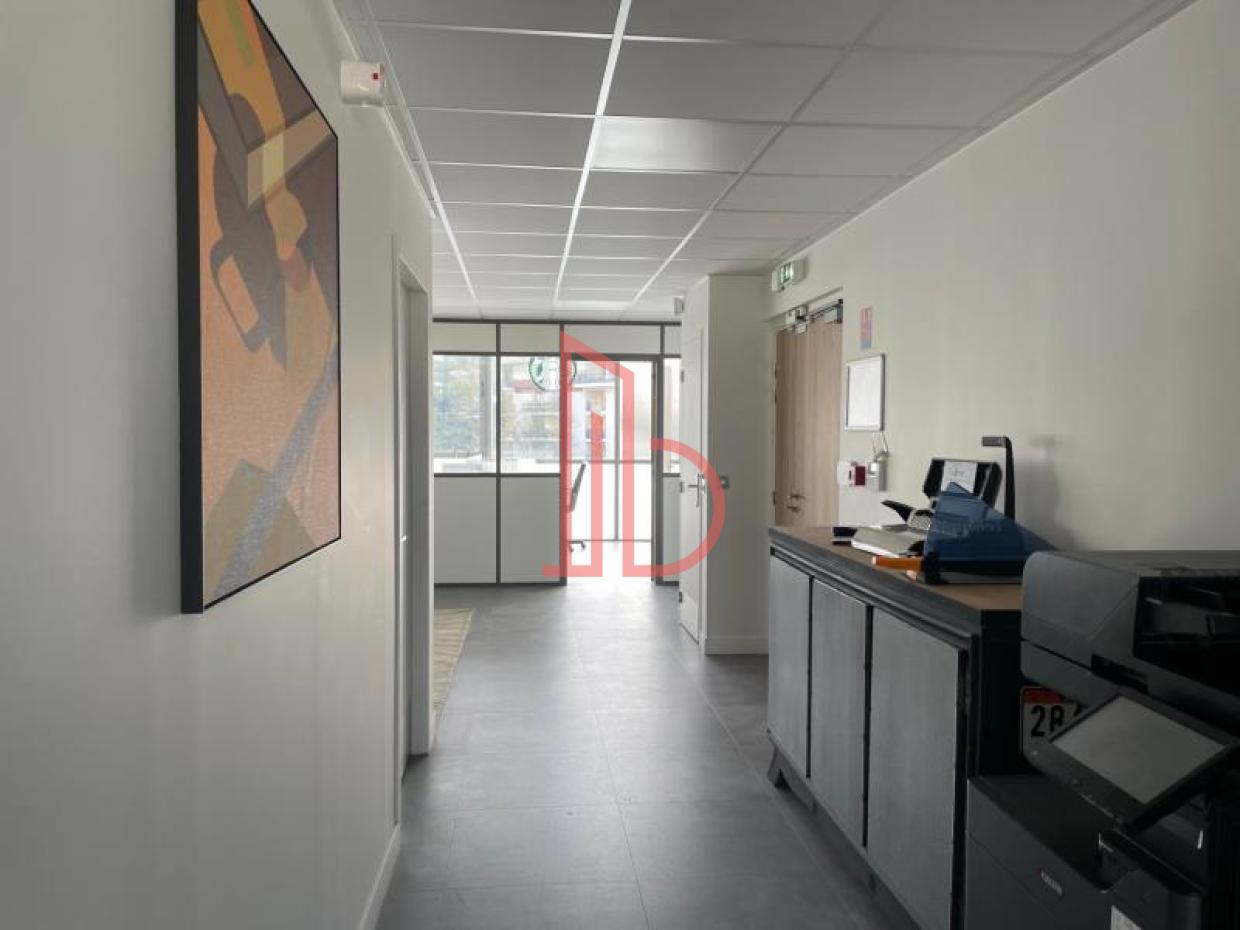À louer Bureaux - Talence 33400 - 150m²