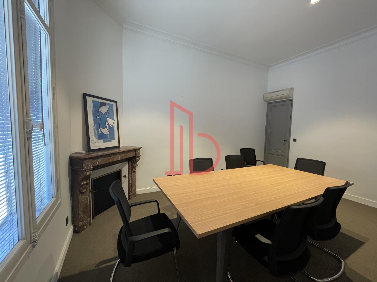 À louer Bureaux - Bordeaux 33200 - 130m²