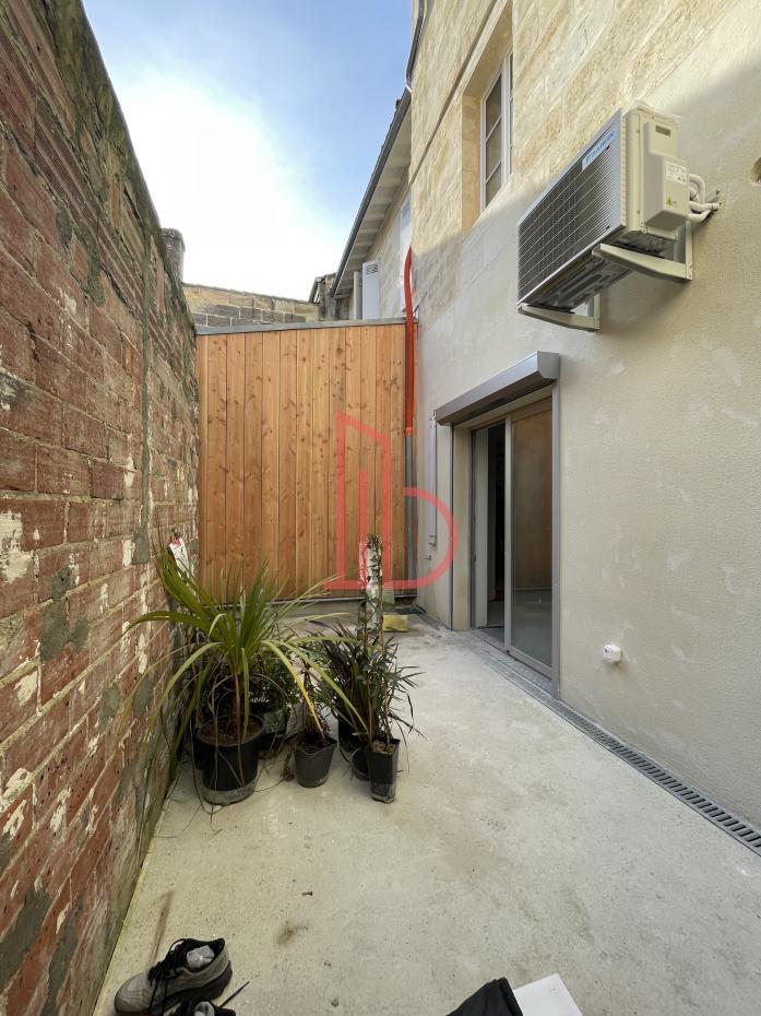 À louer Bureaux - Bordeaux 33800 - 90m²