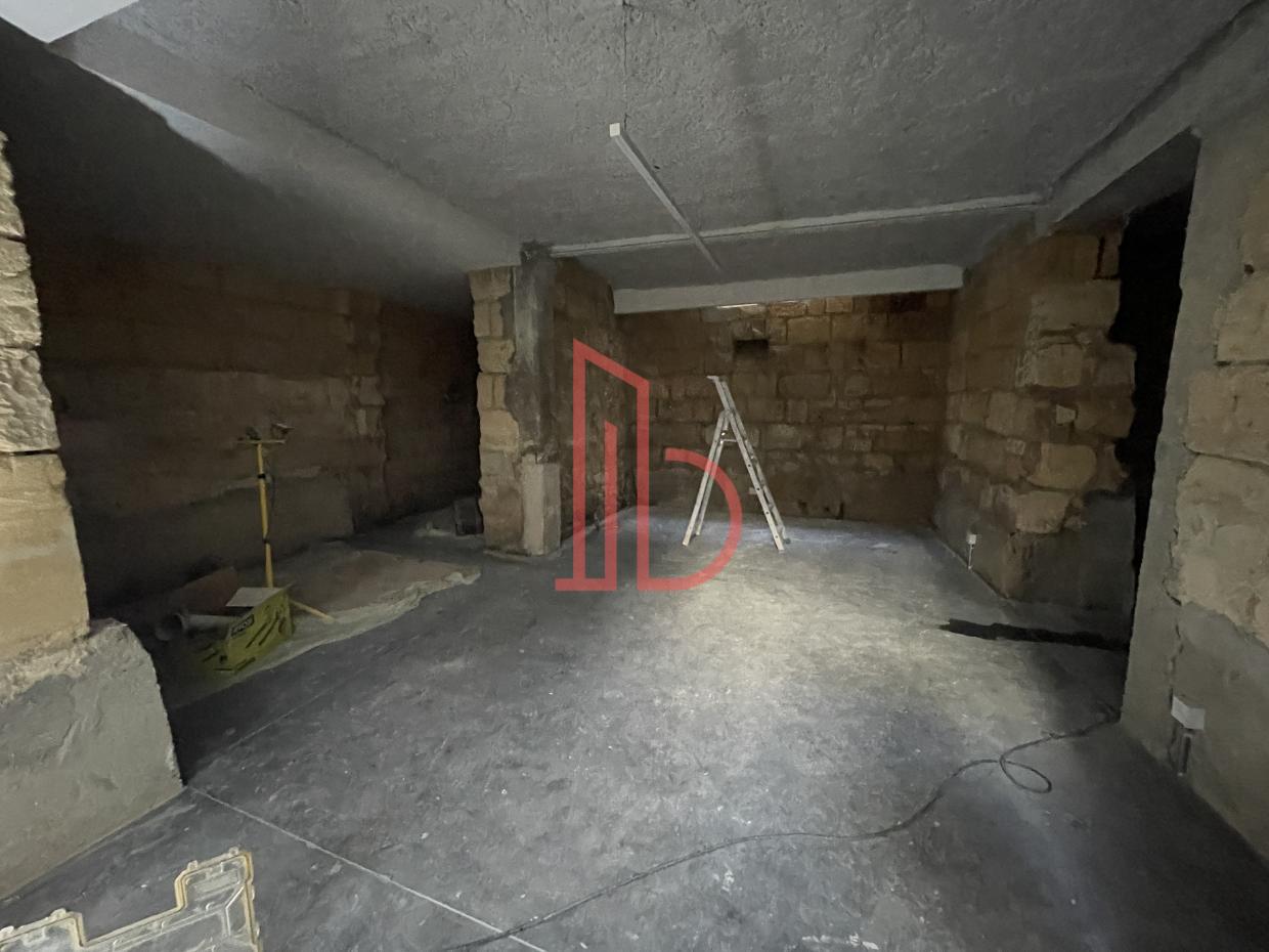 À louer Bureaux - Bordeaux 33800 - 90m²