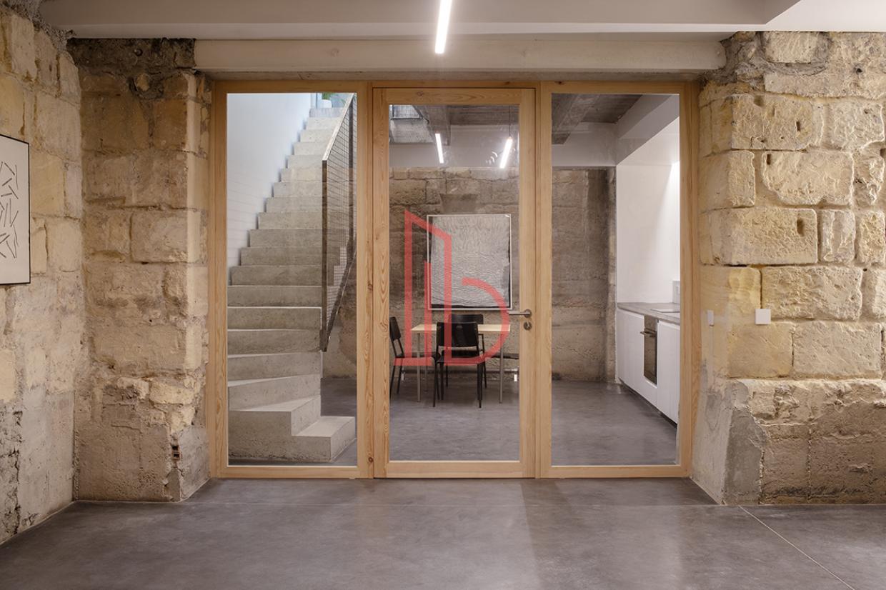 À louer Bureaux - Bordeaux 33800 - 270m²