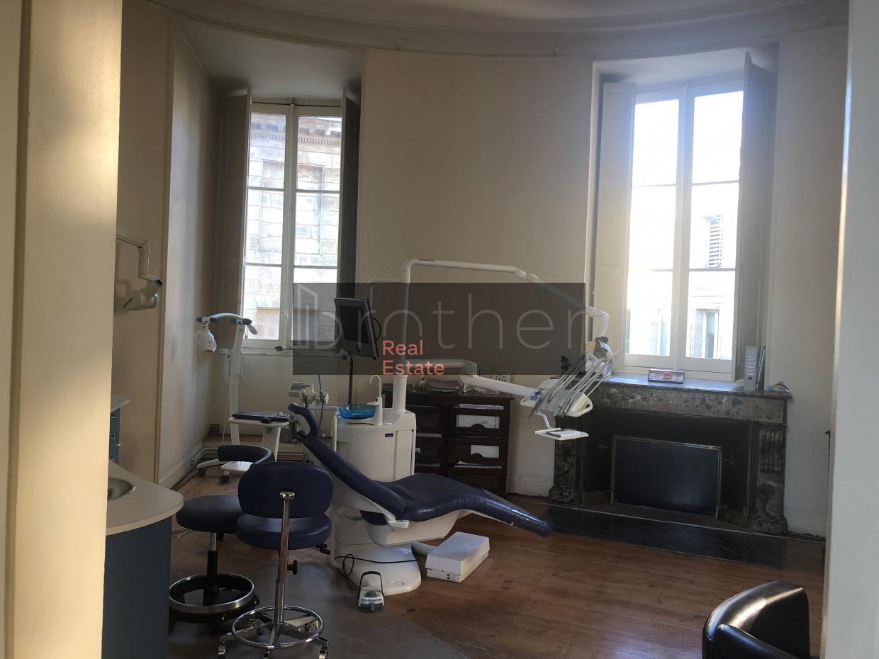 À louer Bureaux - Bordeaux 33000 - 135m²