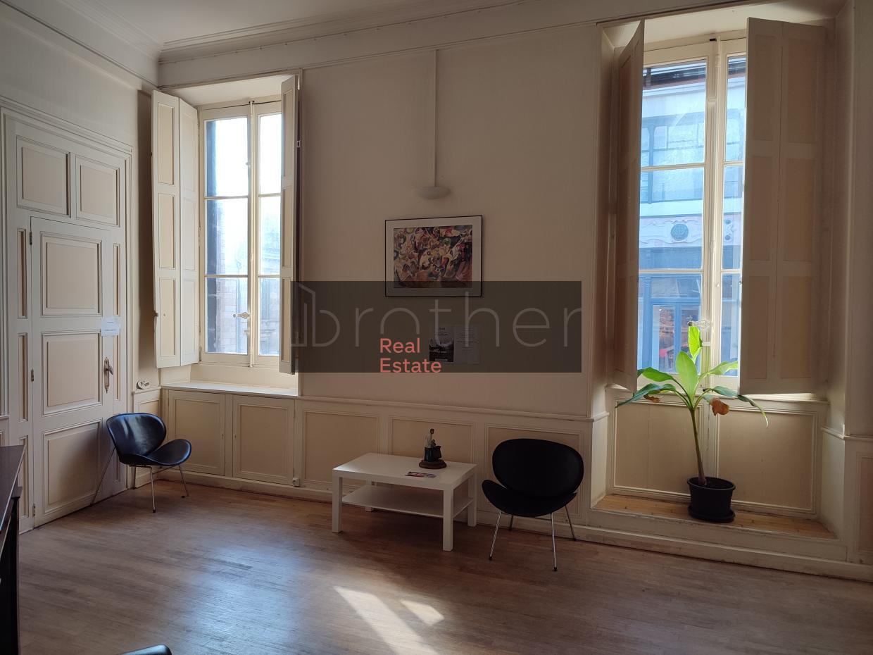 À louer Bureaux - Bordeaux 33000 - 135m²
