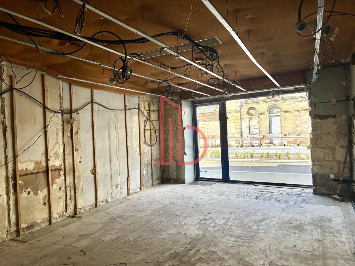 À vendre Bureaux - Bordeaux 33000 - 89m²