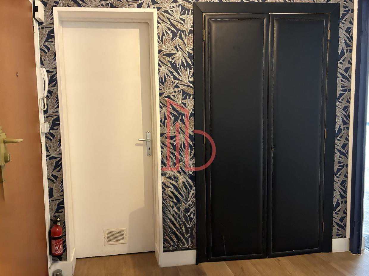 À louer Bureaux - Bordeaux 33000 - 45m²