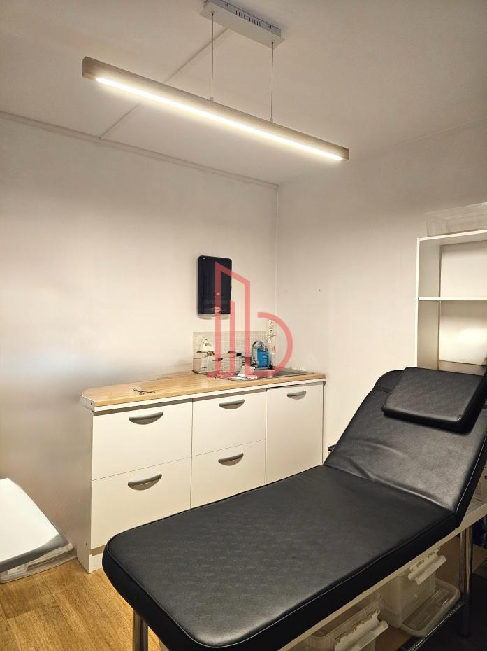 À louer Bureaux - Bordeaux 33000 - 45m²