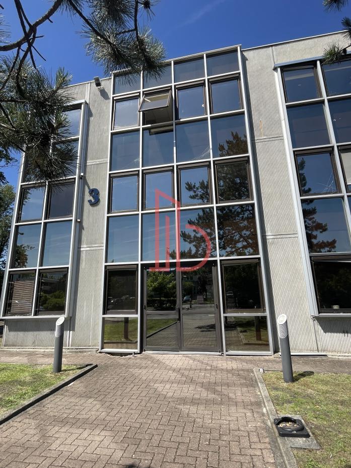 À vendre Bureaux - Bruges 33520 - 139.2m²