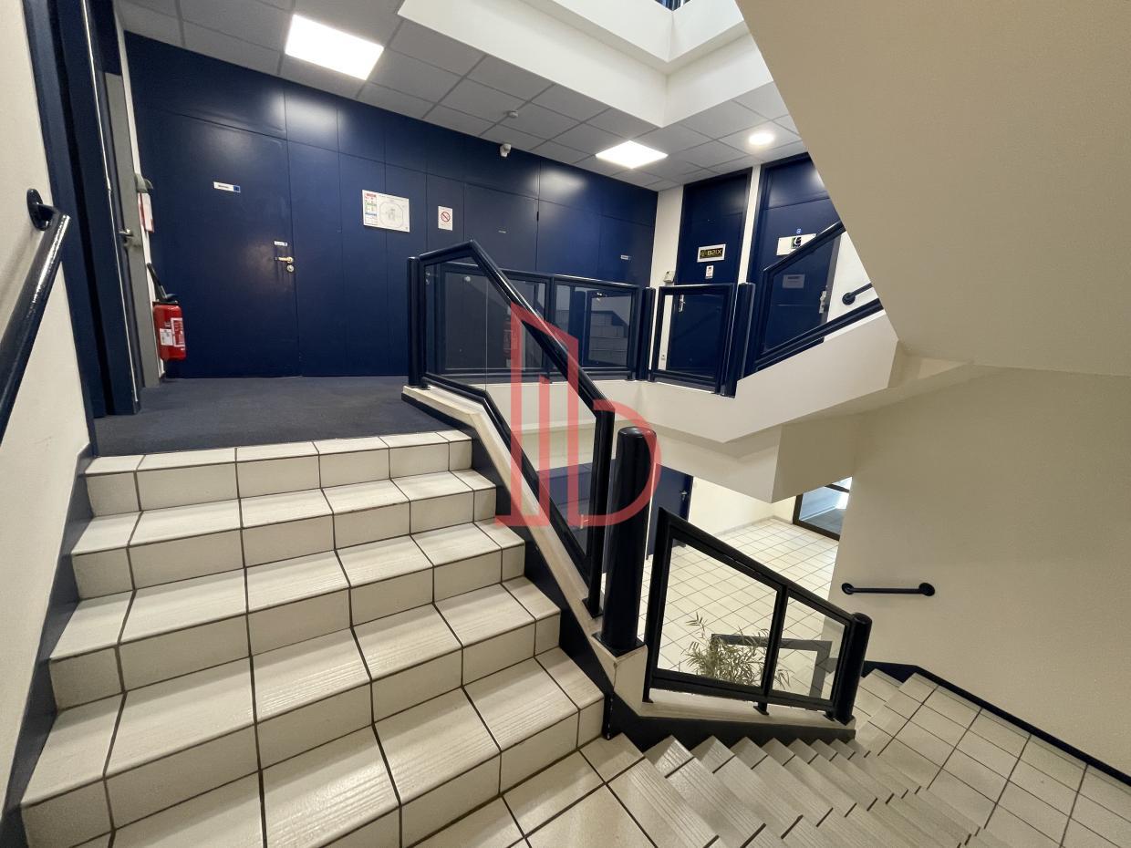 À vendre Bureaux - Bruges 33520 - 139.2m²