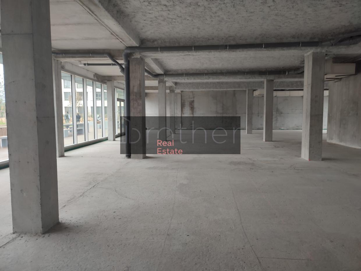 À louer Bureaux - Bordeaux 33300 - 855m²