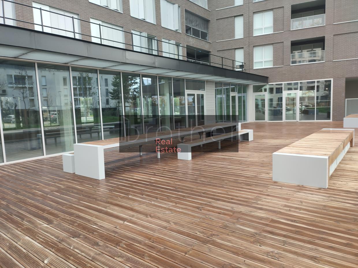 À louer Bureaux - Bordeaux 33300 - 855m²