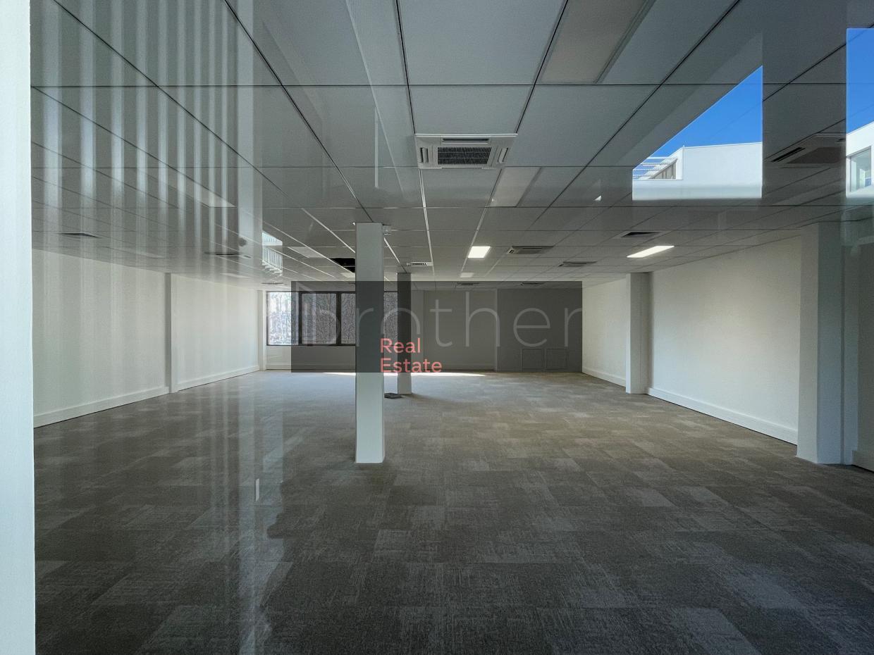 À louer Bureaux - Mérignac 33700 - 3126.9m²