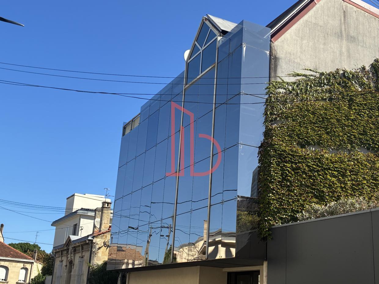À louer Bureaux - Bordeaux 33200 - 85m²