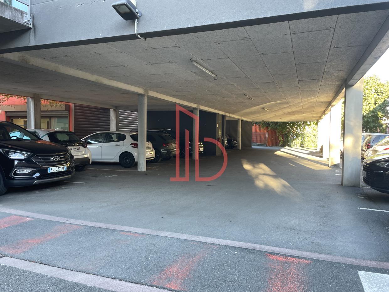 À louer Bureaux - Bordeaux 33100 - 550m²