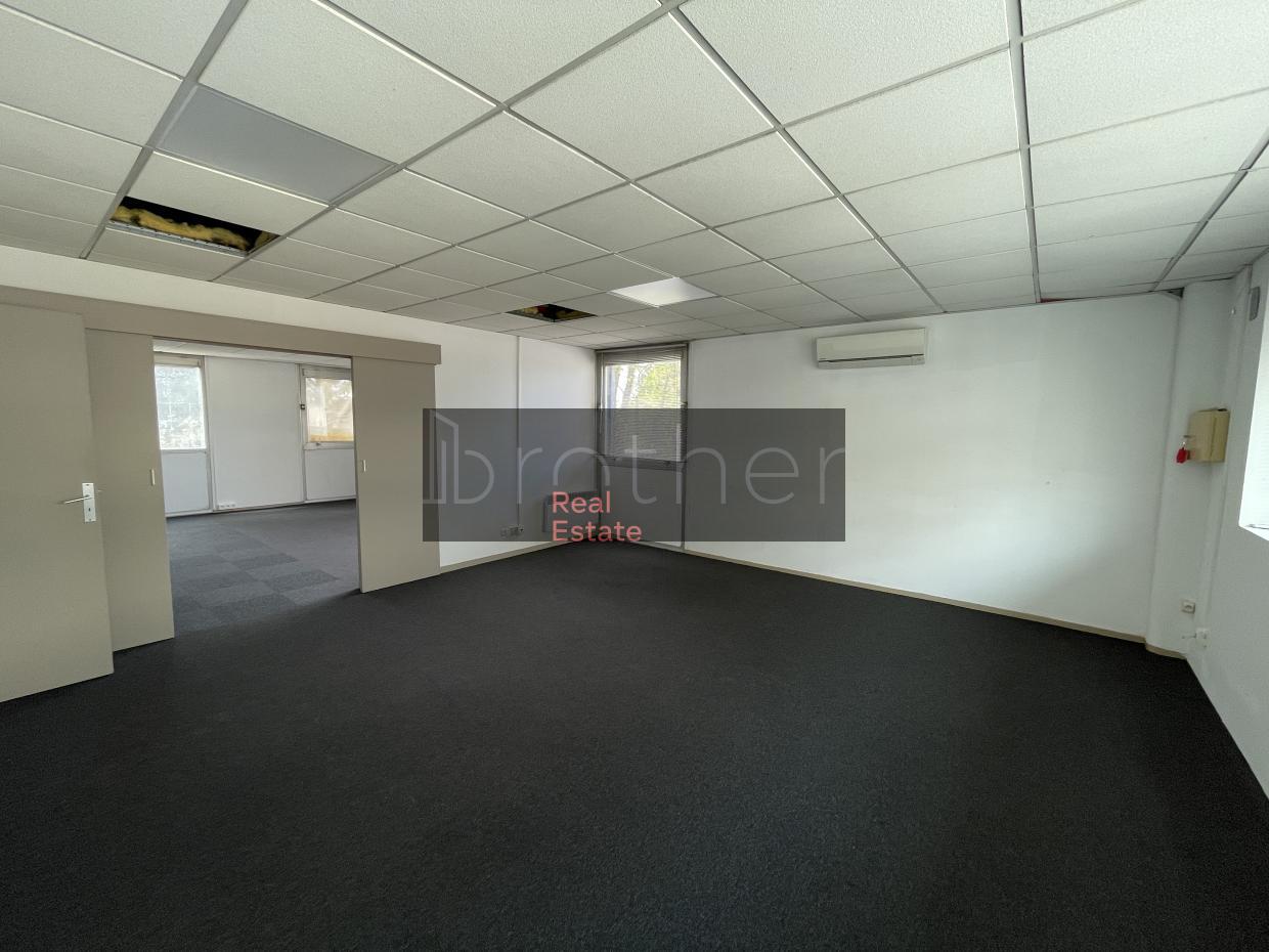 À louer Bureaux - Mérignac 33700 - 520m²