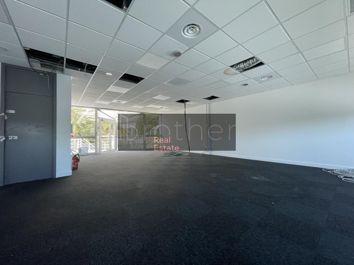 À vendre Bureaux - Bordeaux 33300 - 149.2m²