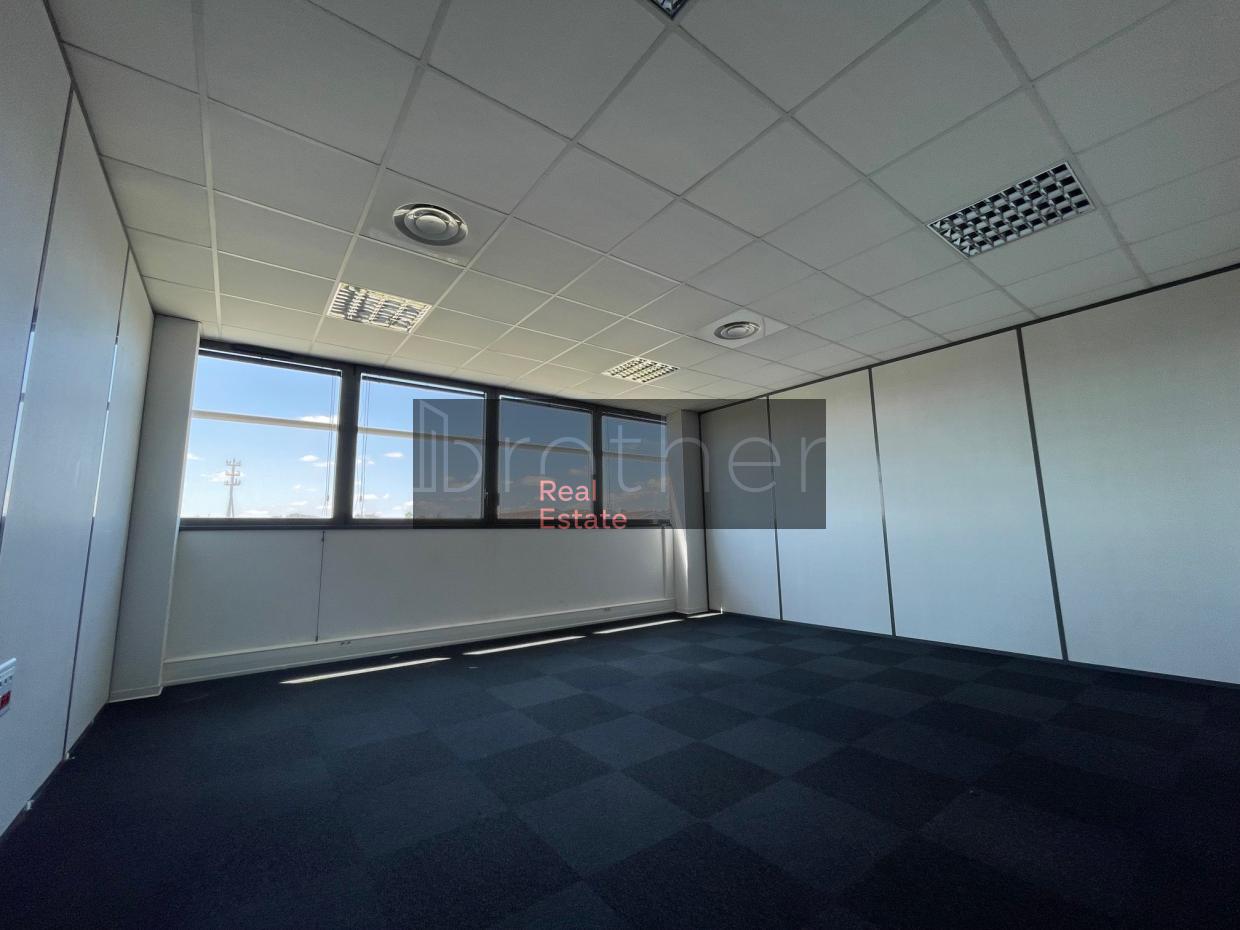 À louer Bureaux - Villenave-d'Ornon 33140 - 1436.75m²