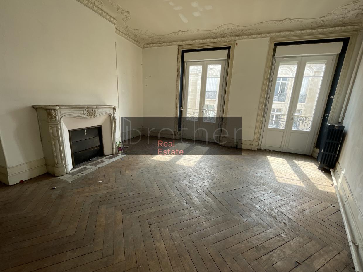 À vendre Bureaux - Bordeaux 33000 - 1164m²