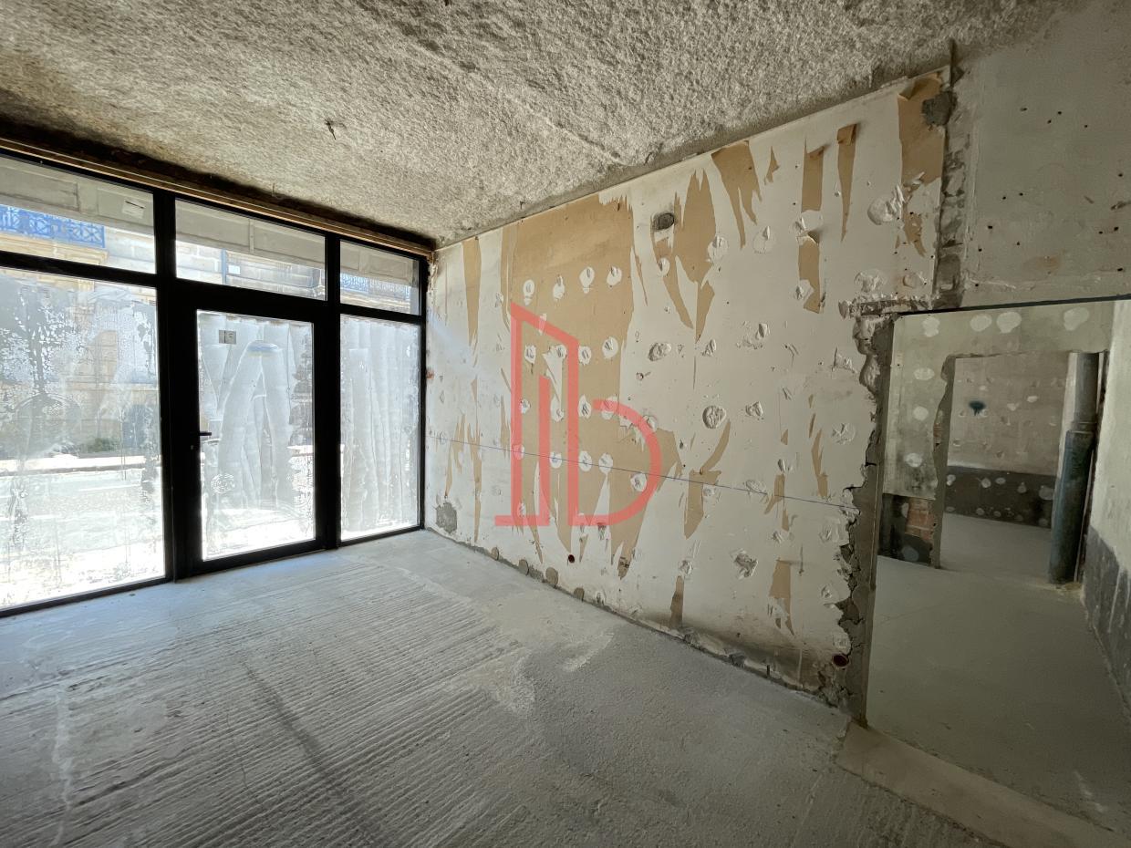 À louer Bureaux - Bordeaux 33800 - 240m²