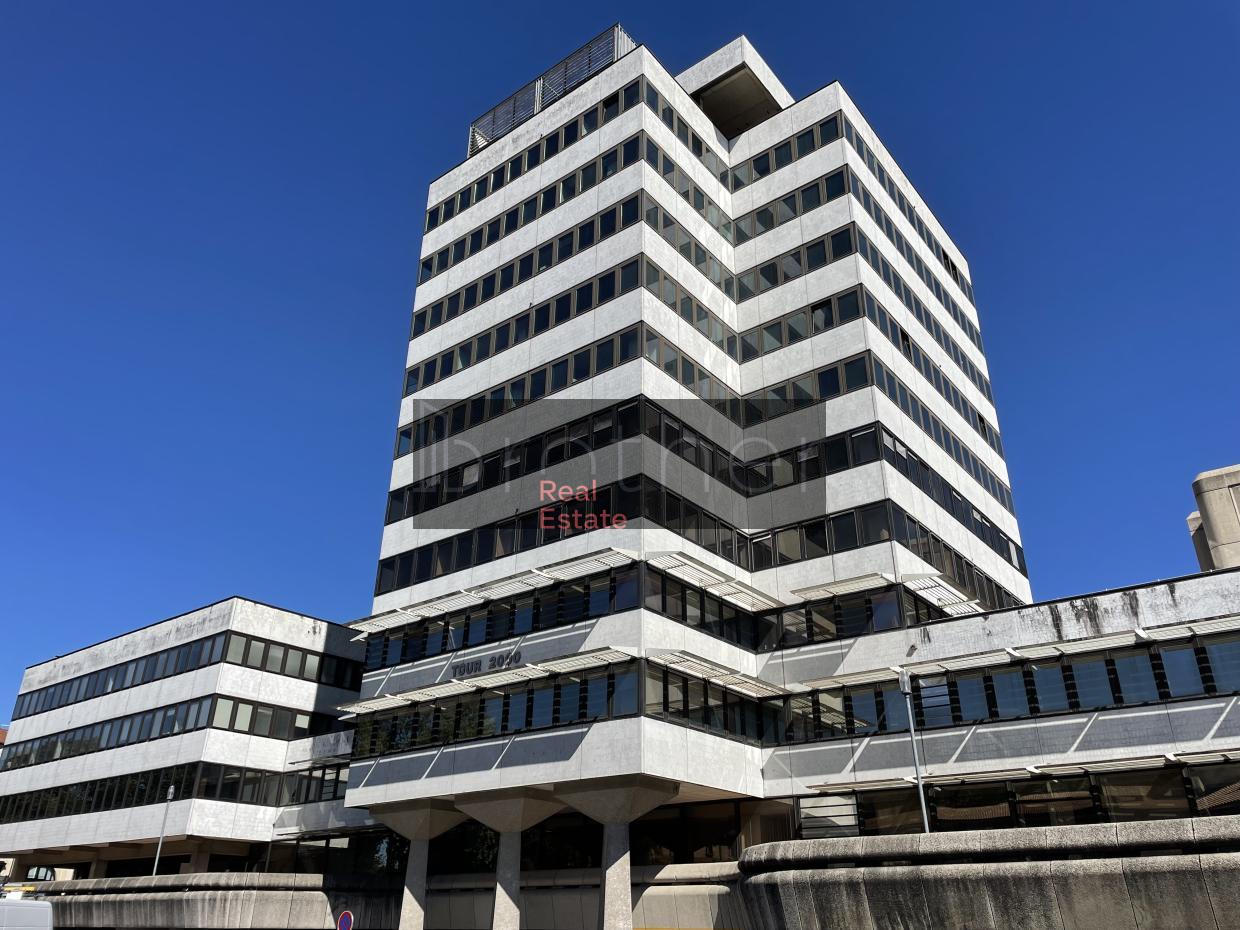 À louer Bureaux - Bordeaux 33000 - 660m²