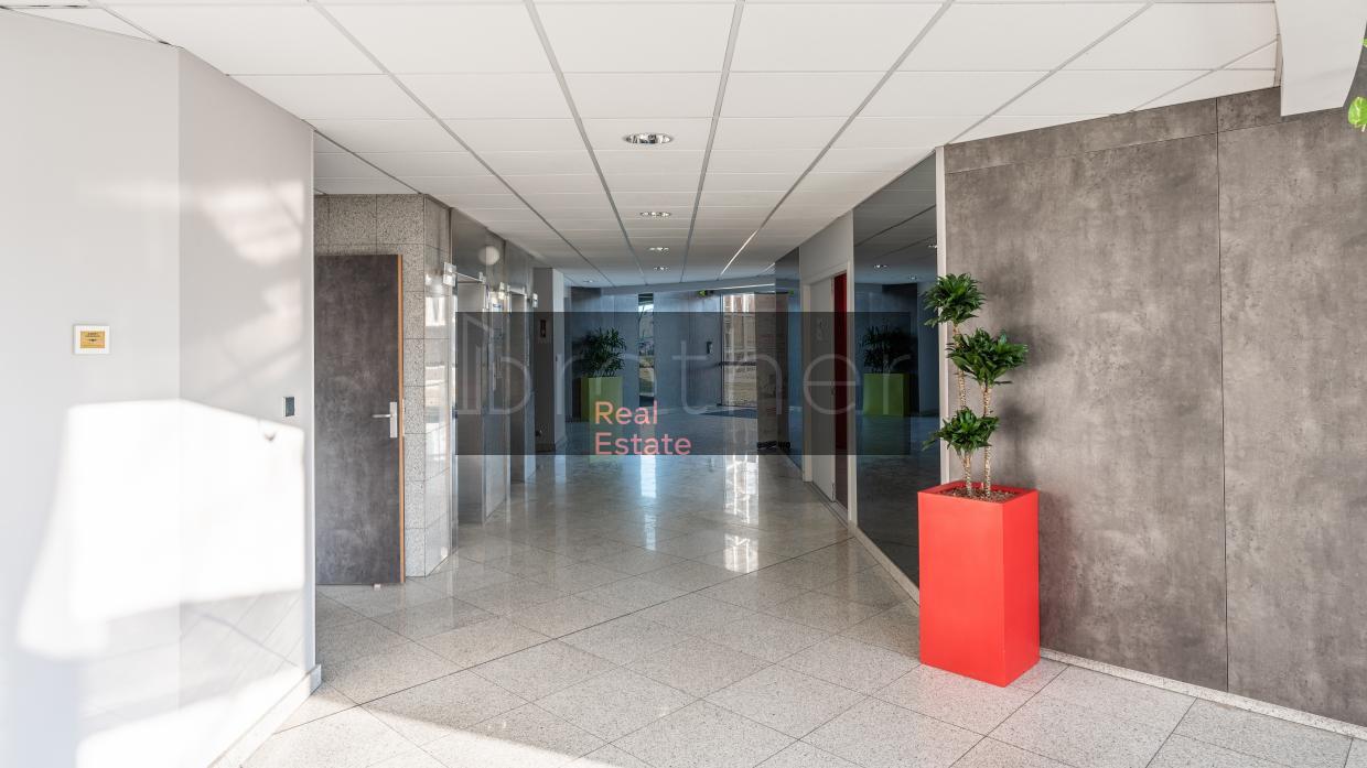 À louer Bureaux - Pessac 33600 - 1953m²