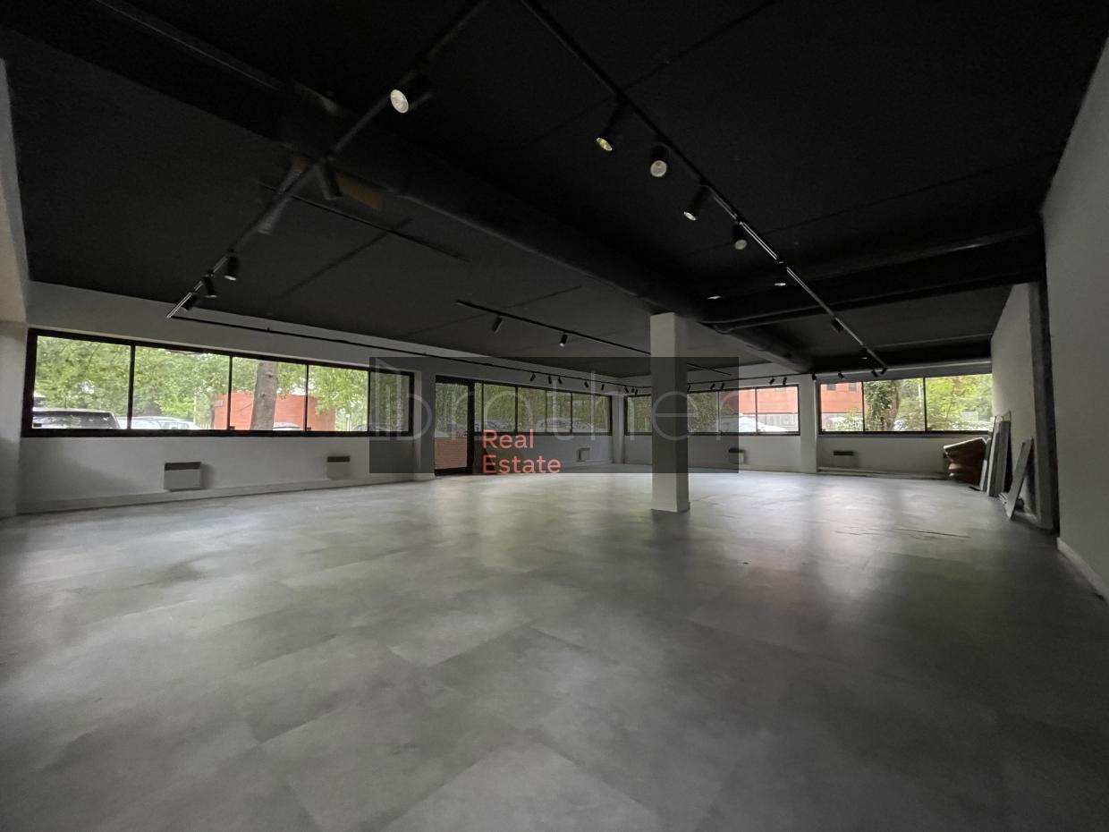 À louer Bureaux - Mérignac 33700 - 1204m²