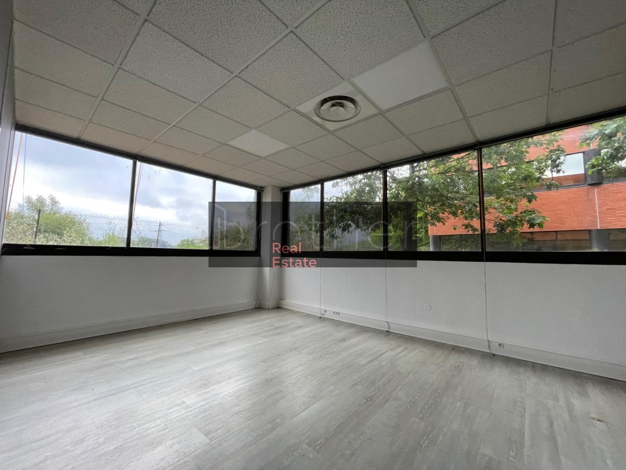À louer Bureaux - Mérignac 33700 - 1204m²