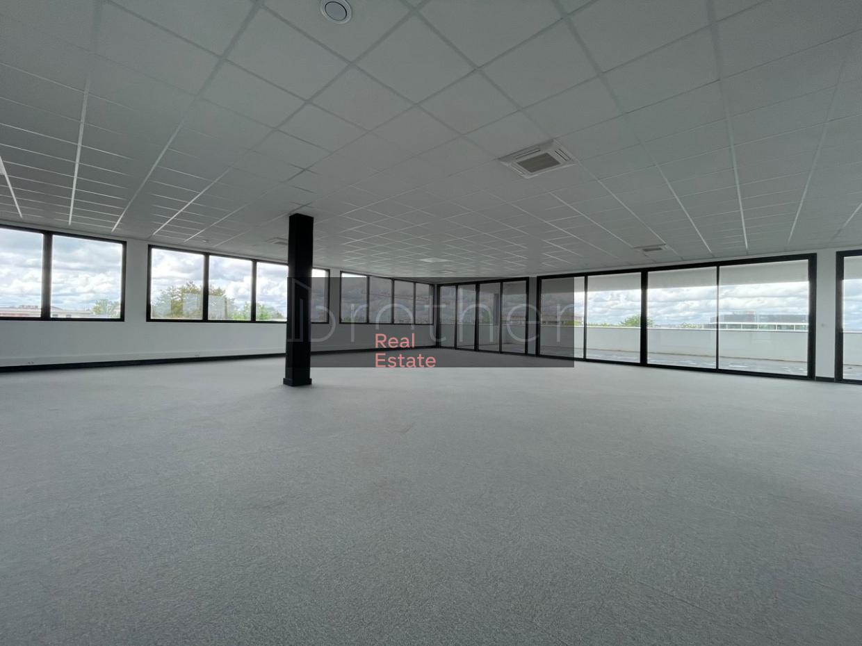 À louer Bureaux - Mérignac 33700 - m²