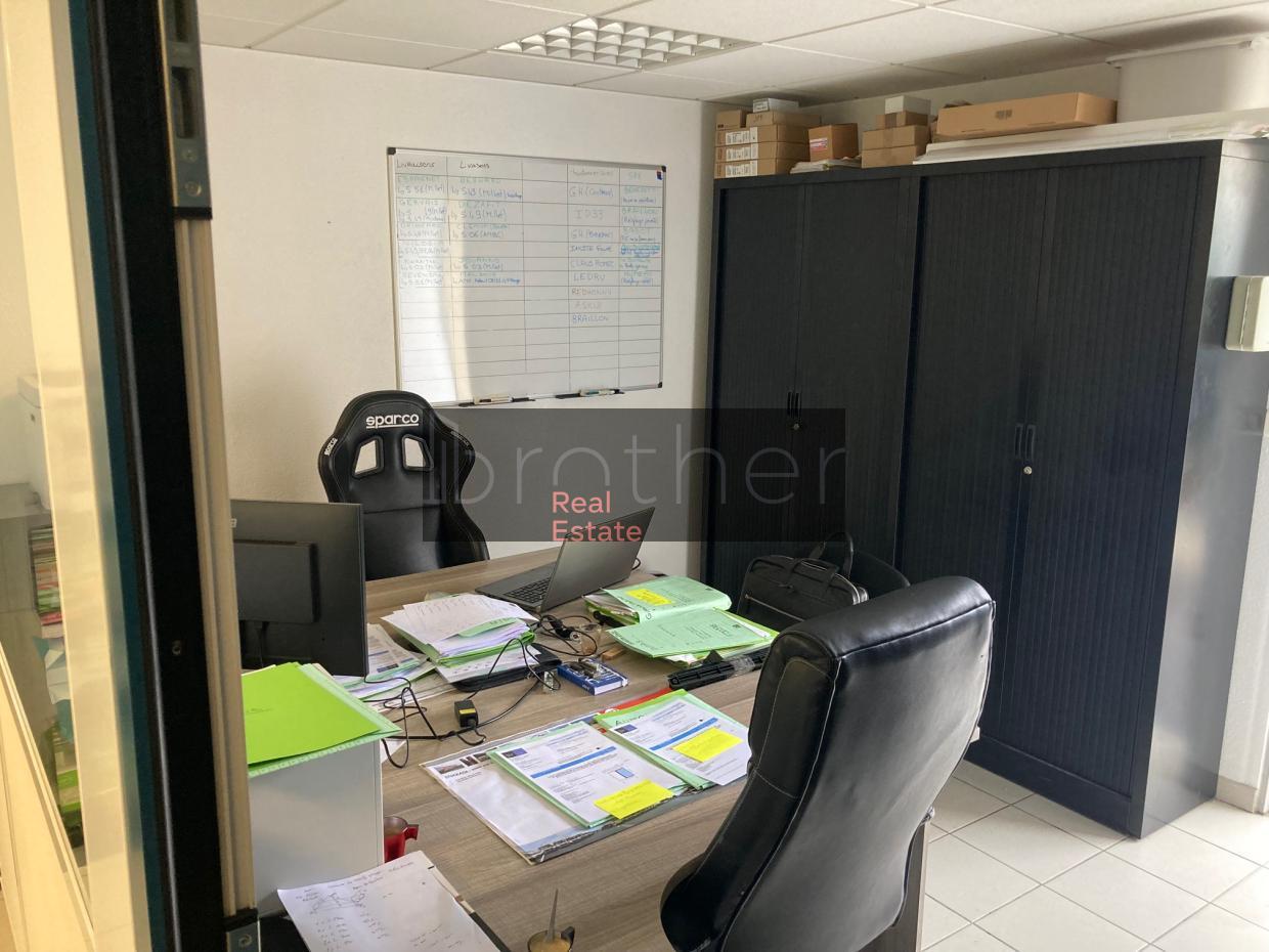 À louer Bureaux - Eysines 33320 - 48m²