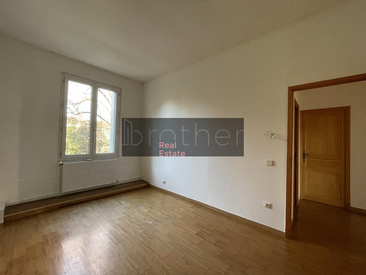 À louer Bureaux - Bordeaux 33000 - 151m²