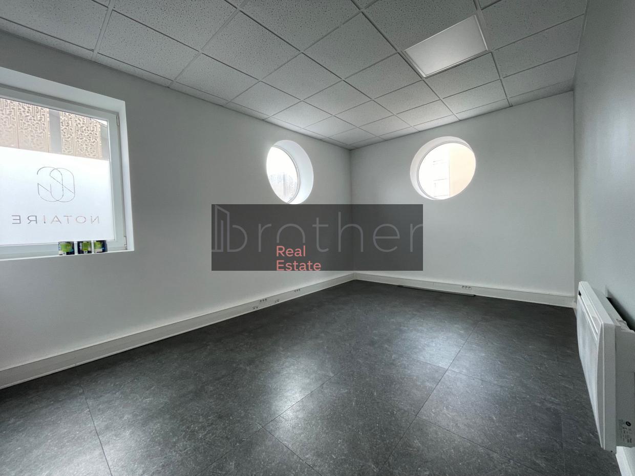 À louer Bureaux - Bruges 33320 - 120m²