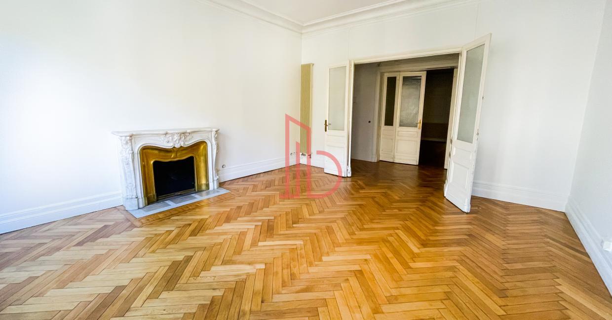 À louer Bureaux - Bordeaux 33000 - 181m²