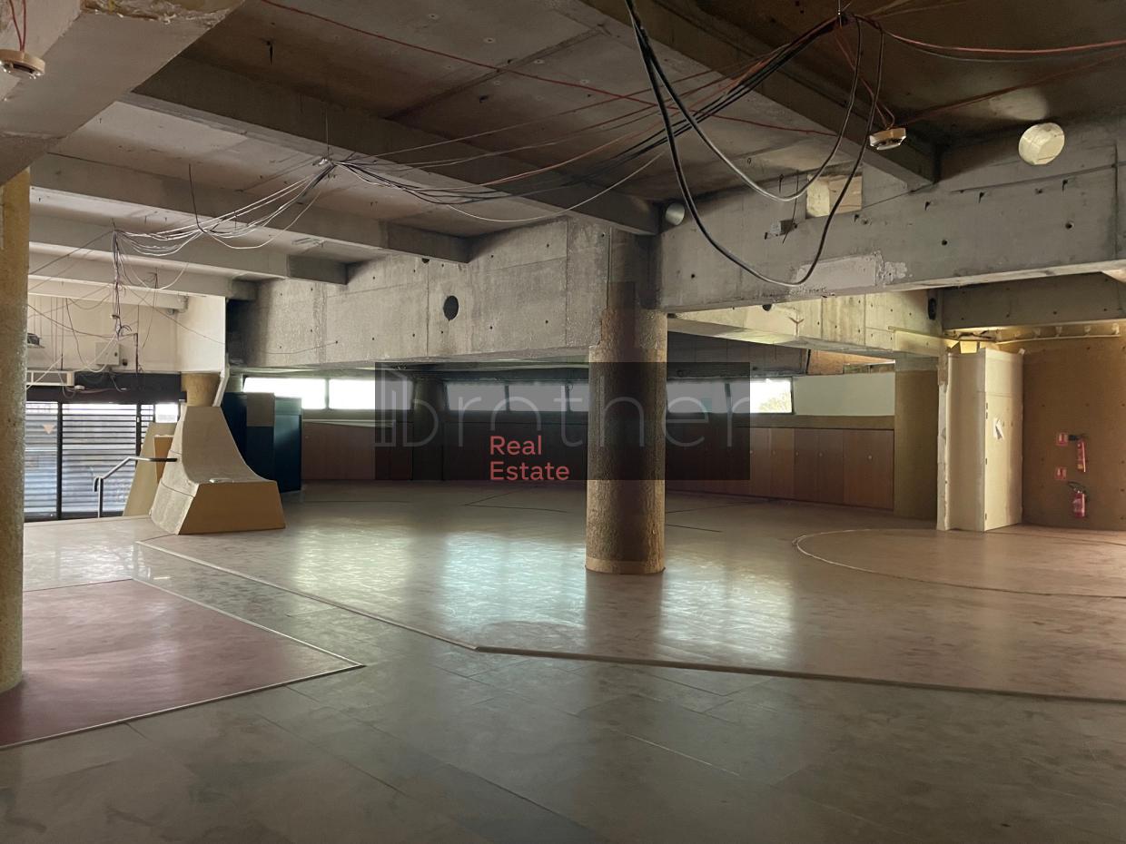 À louer Bureaux - Bordeaux 33000 - 2530m²