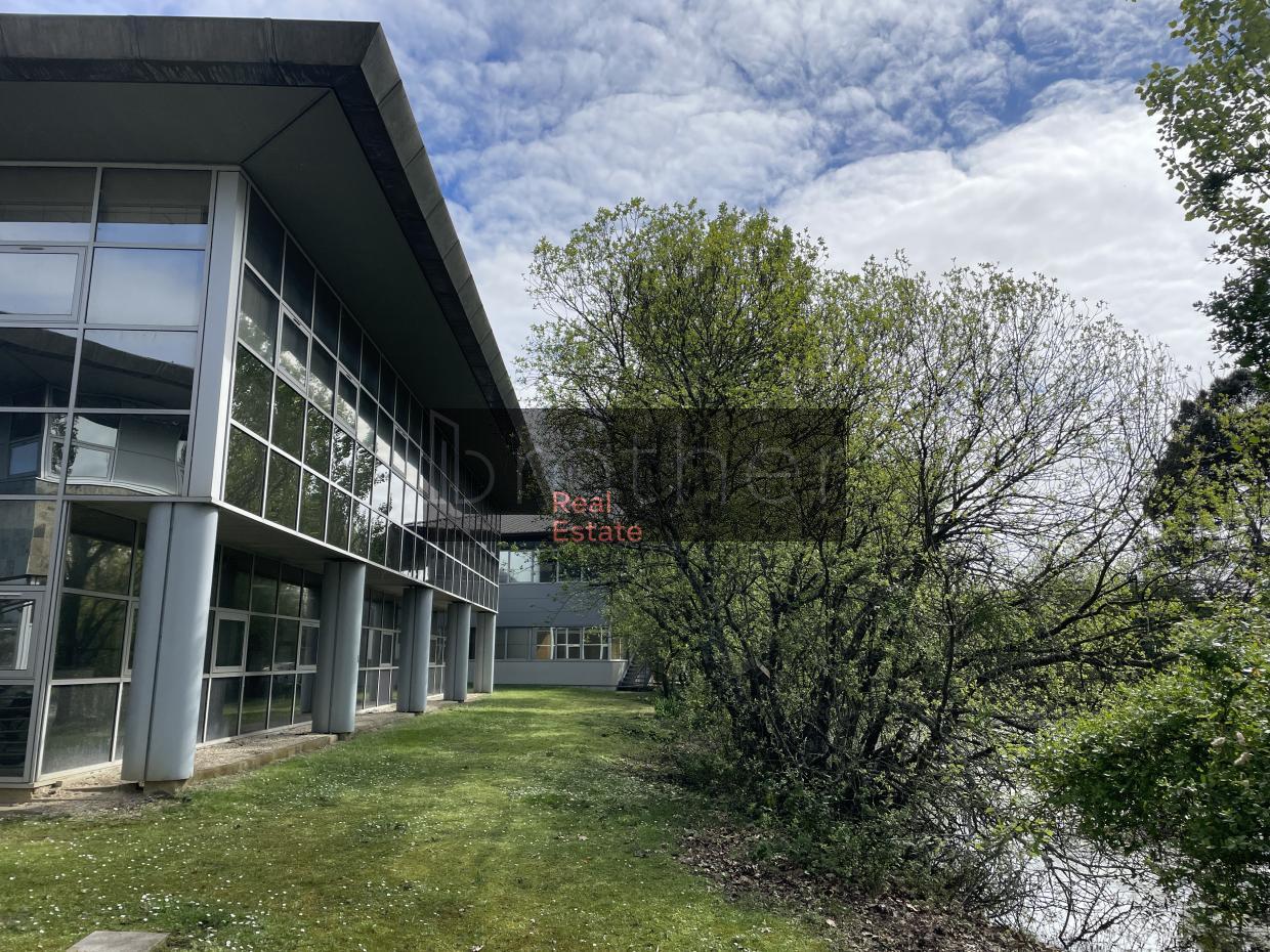 À louer Bureaux - Mérignac 33700 - 787m²