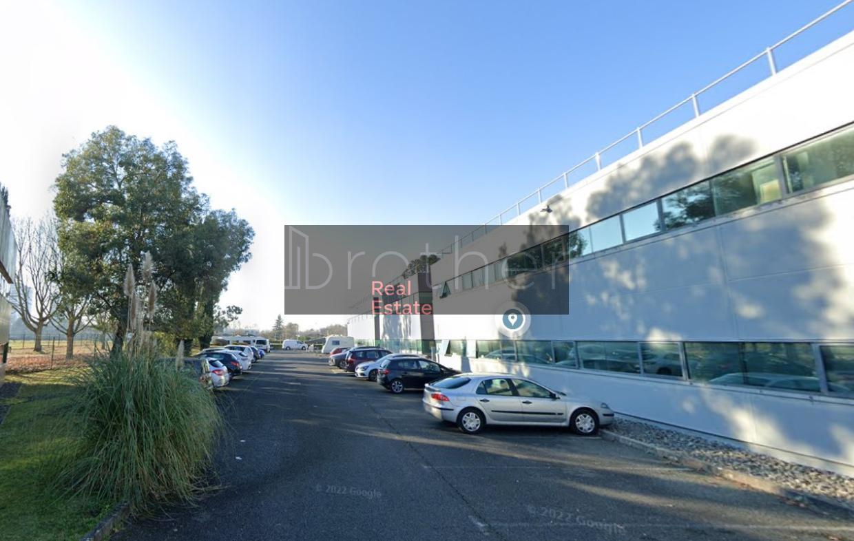 À louer Bureaux - Pessac 33600 - 337.8m²