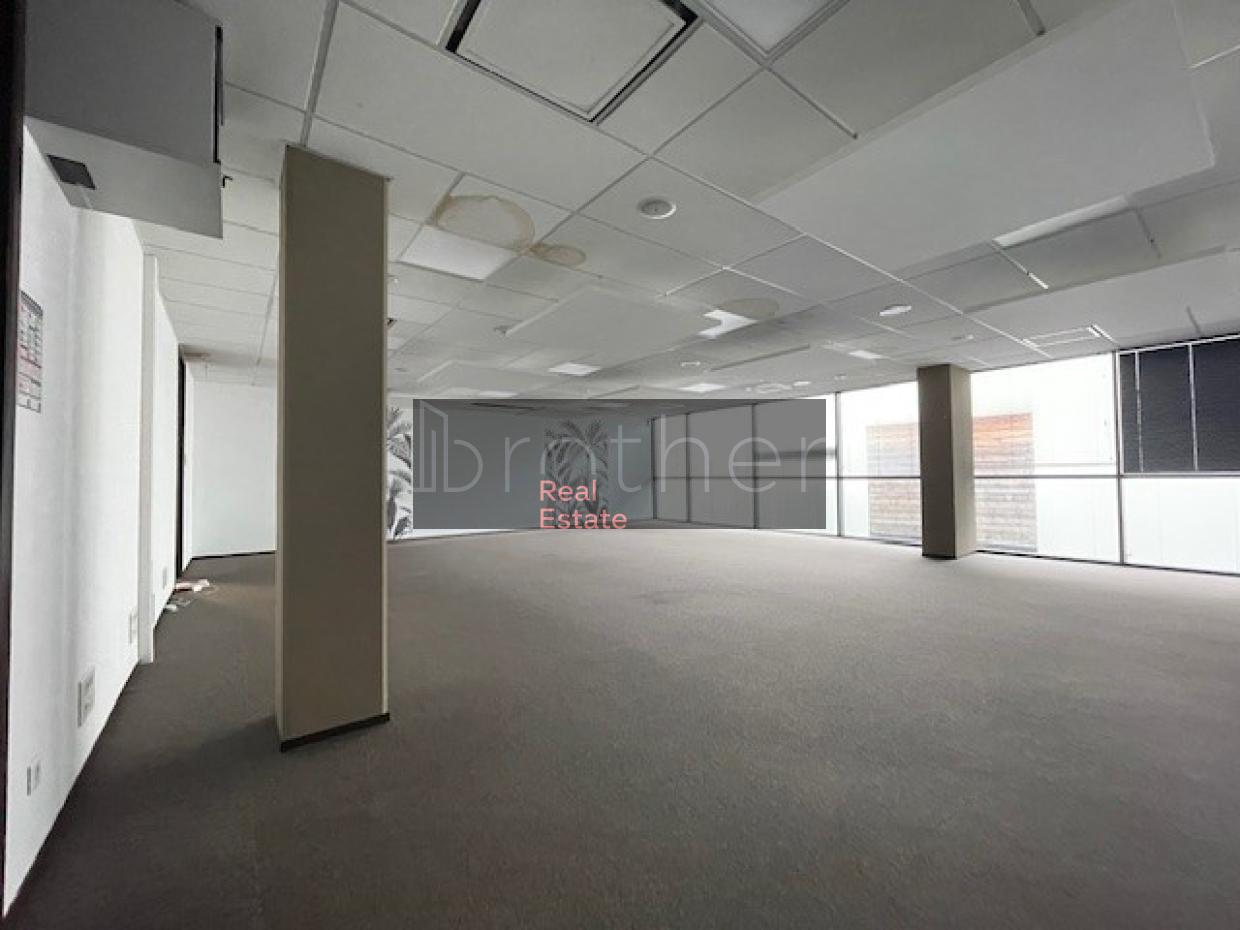 À vendre Bureaux - Bruges 33520 - 277m²