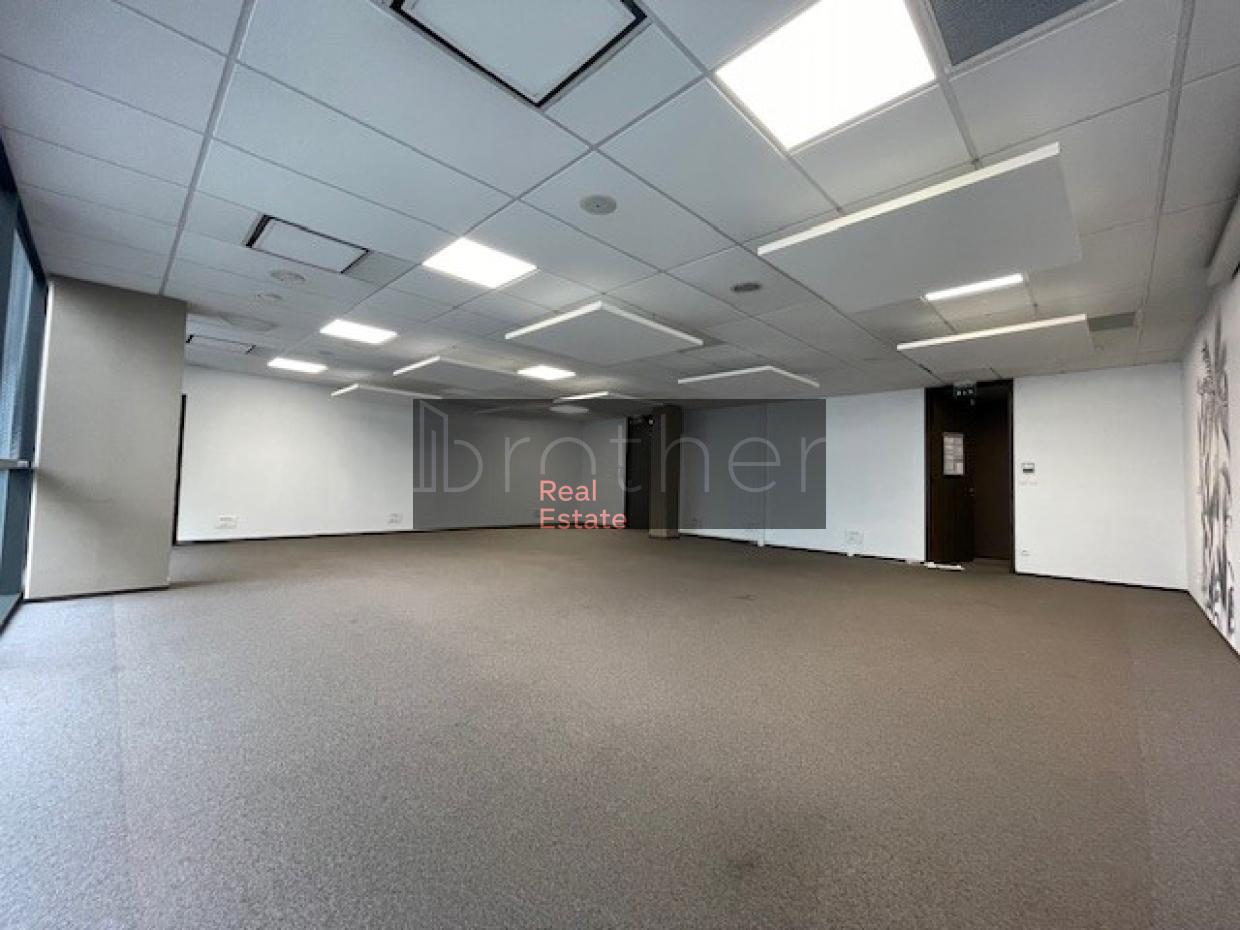 À vendre Bureaux - Bruges 33520 - 277m²