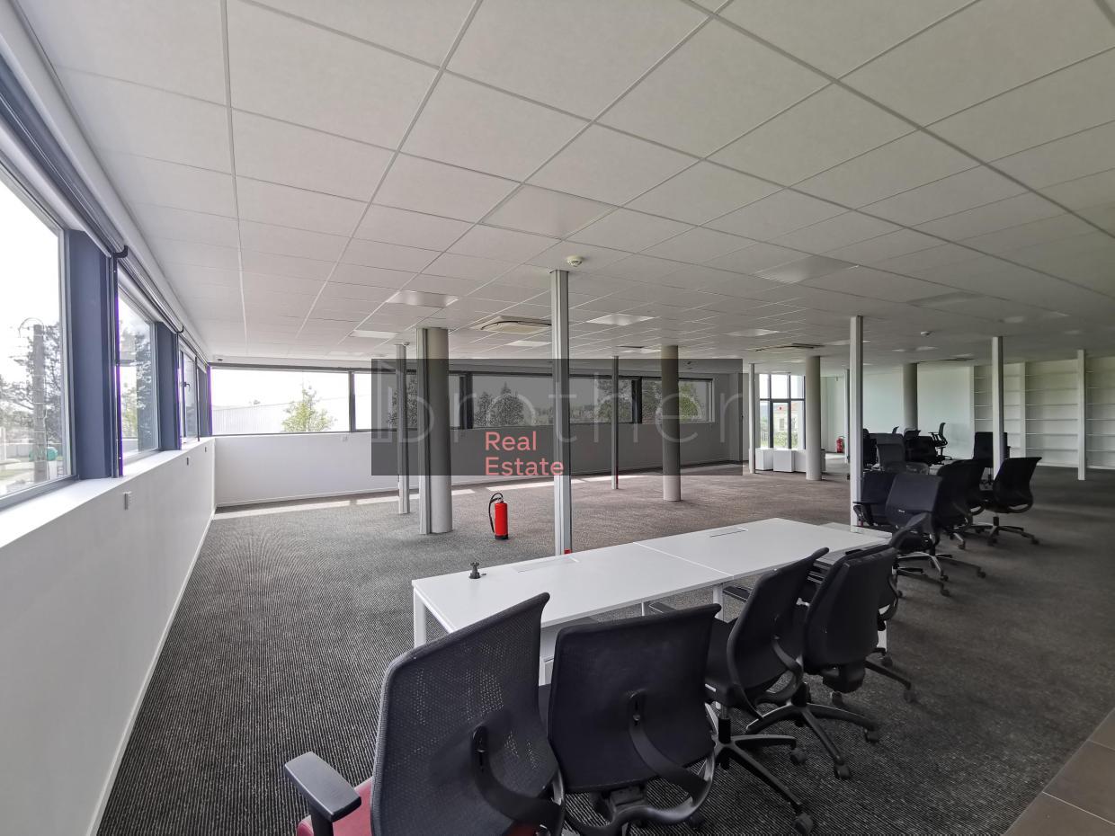 À louer Bureaux - Mérignac 33700 - 1294m²