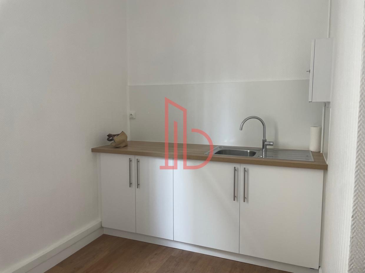 À louer Bureaux - Bordeaux 33000 - 108m²