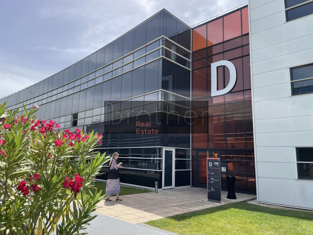 À louer Bureaux - Mérignac 33700 - 2878m²