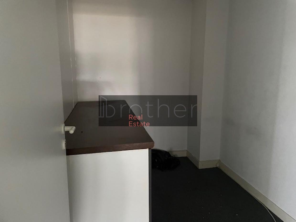 À louer Bureaux - Bordeaux 33300 - 190m²