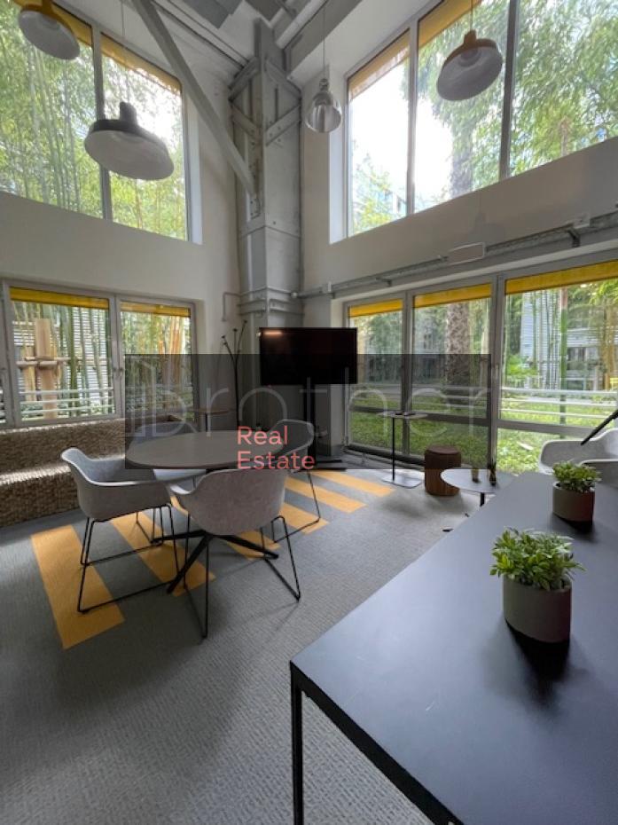 À louer Bureaux - Bègles 33130 - 477m²