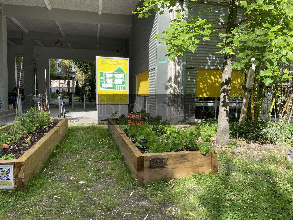 À louer Bureaux - Bègles 33130 - 477m²