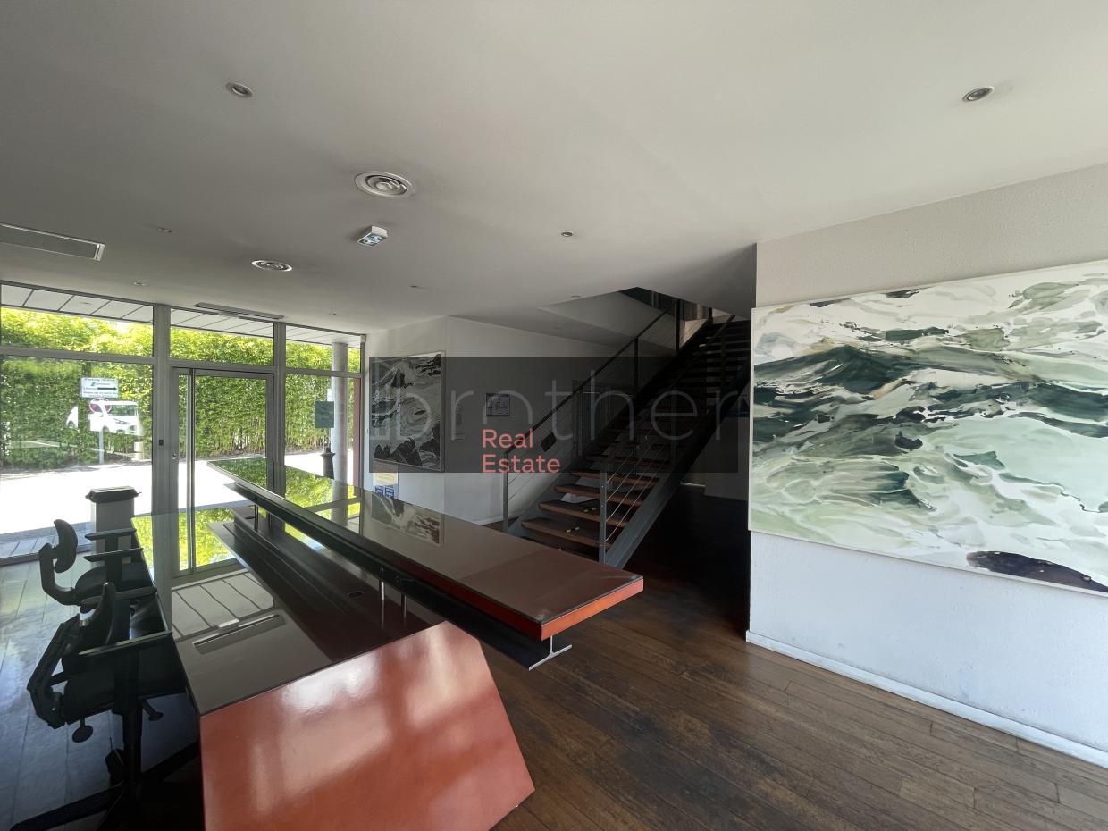 À louer Bureaux - Floirac 33270 - 565.72m²