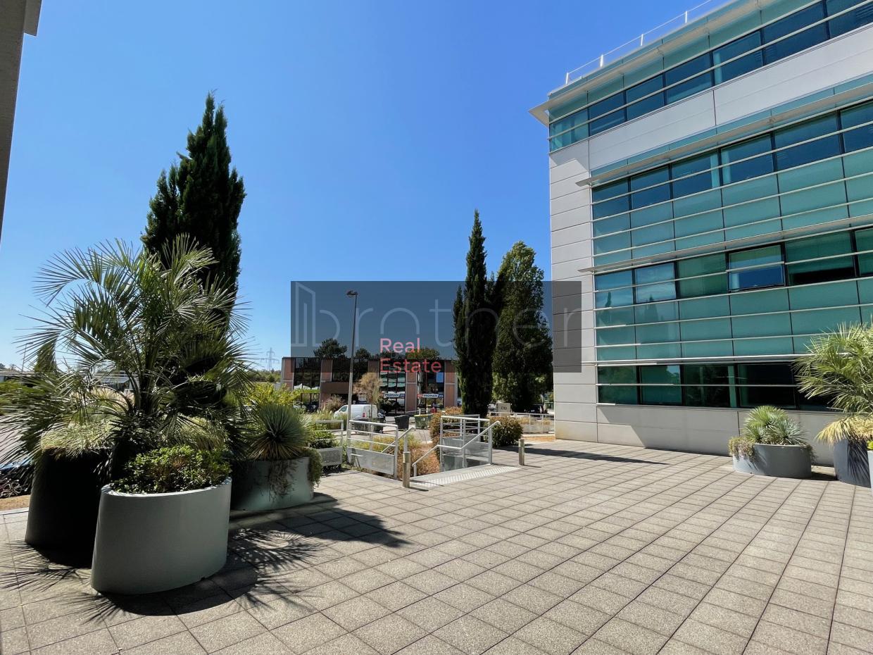 À louer Bureaux - Mérignac 33700 - 2950m²