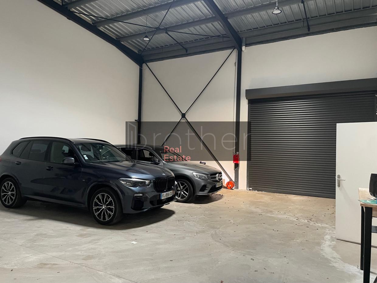 À vendre Bureaux - Cestas 33610 - 794m²