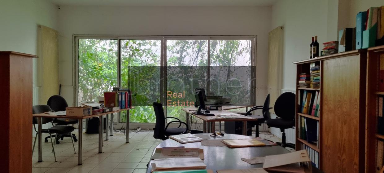 À louer Bureaux - Bordeaux 33300 - 265m²