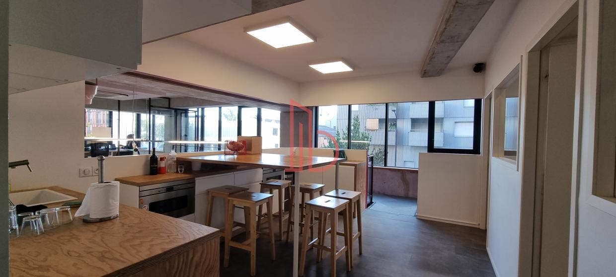 À vendre Bureaux - Bordeaux 33300 - 355m²