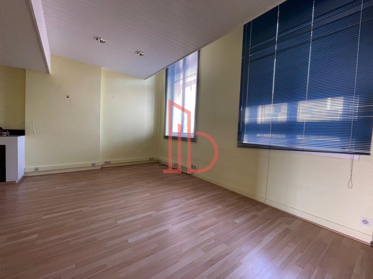 À louer Bureaux - Le Bouscat 33110 - 182m²
