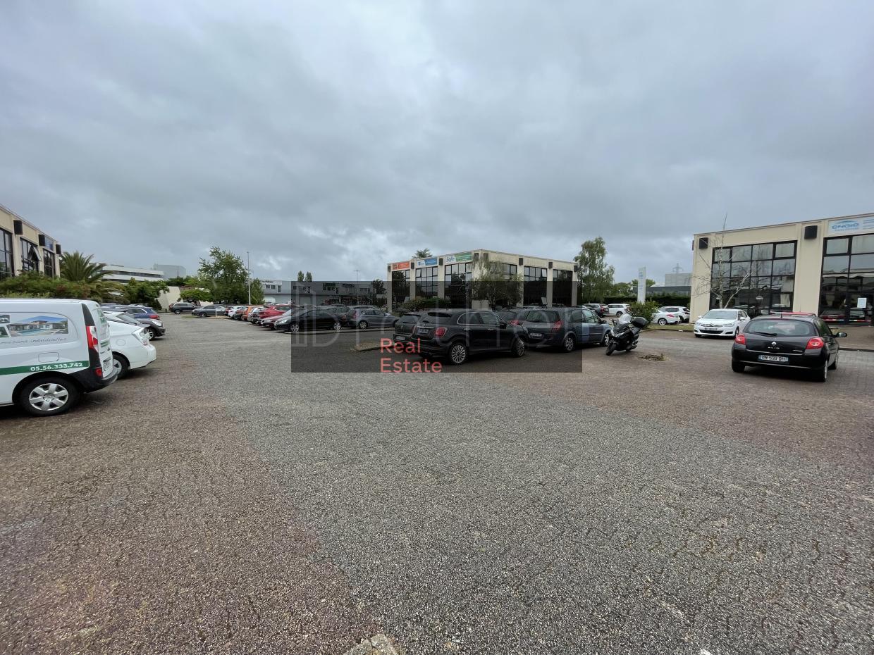 À louer Bureaux - Mérignac 33700 - 125m²