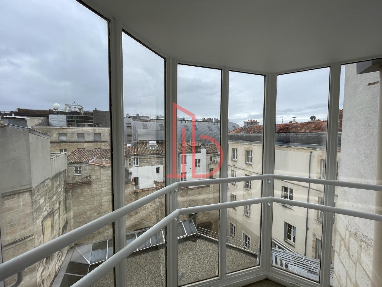À louer Bureaux - Bordeaux 33000 - 100m²